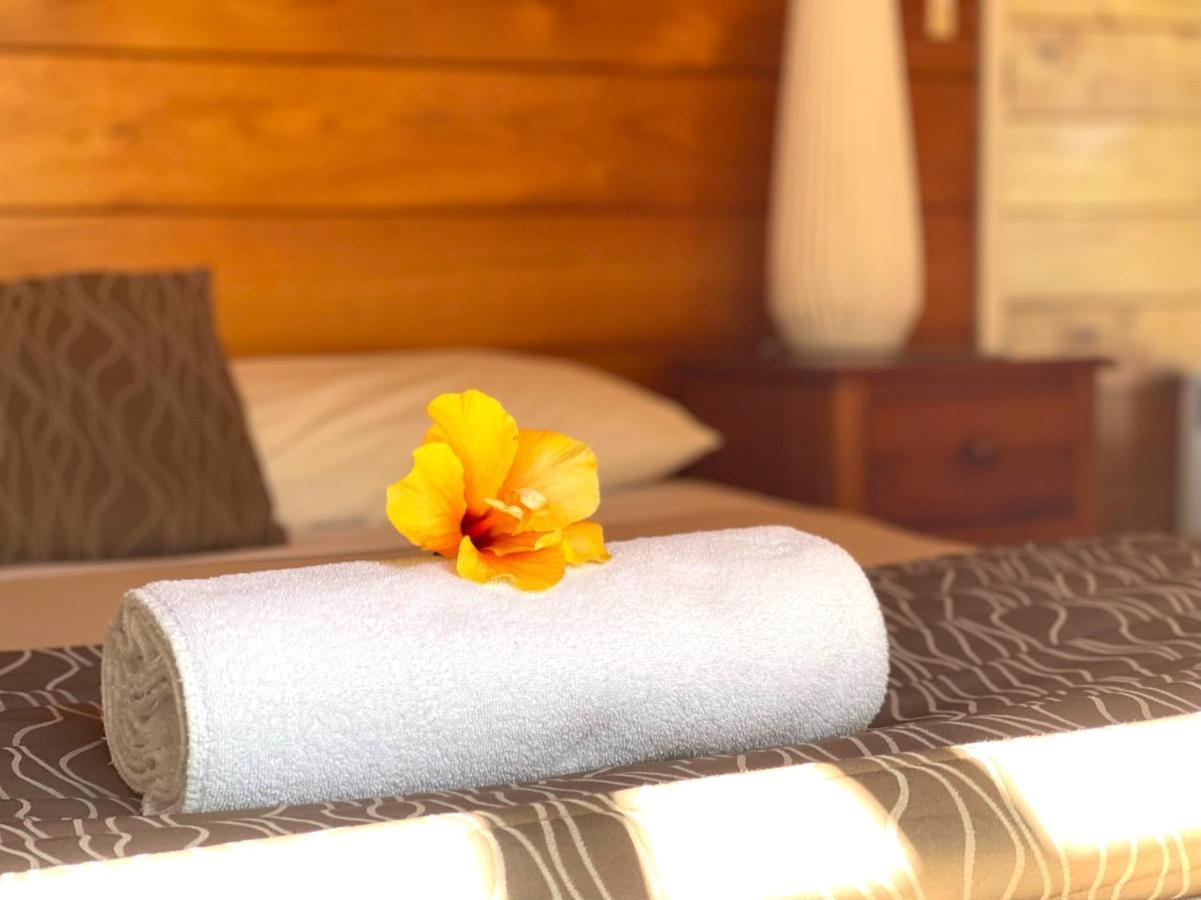 Tatahi Lodge Beach Resort ハヘイ エクステリア 写真