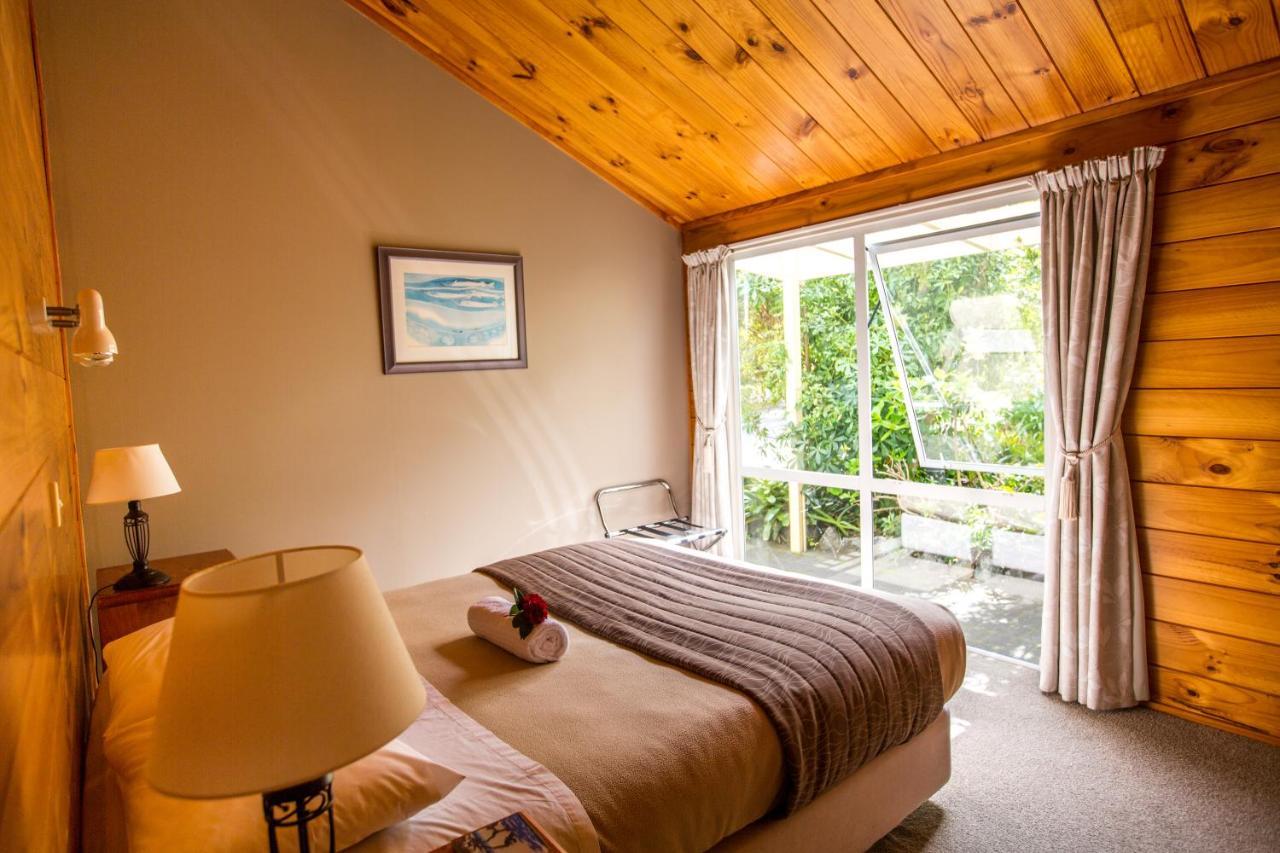 Tatahi Lodge Beach Resort ハヘイ エクステリア 写真